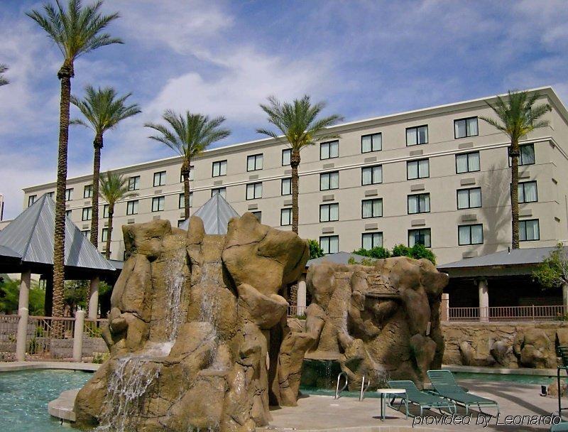 Midtown Garden Inn Phoenix Exterior photo
