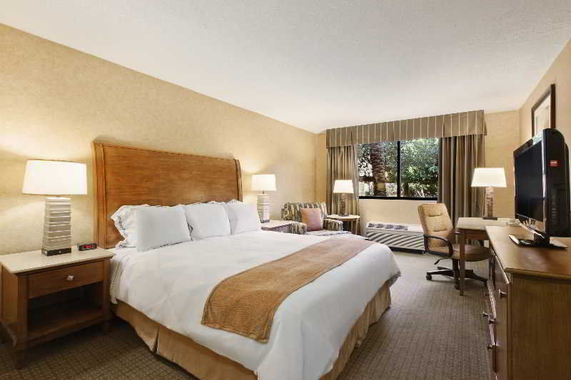 Midtown Garden Inn Phoenix Exterior photo